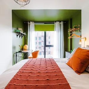 https://sheffield-central-kelham-island-2-bed-stunning-decor.yorkshirehotels.net